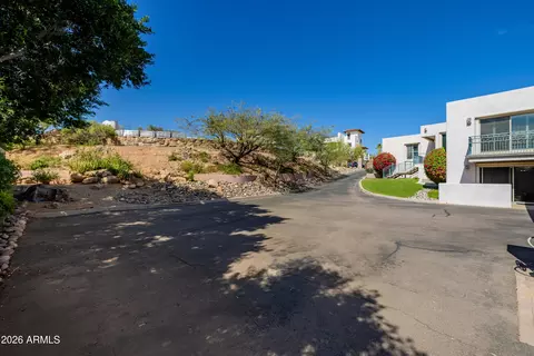 Exterior - 2131 E Bethany Home Rd, Phoenix, AZ 85016 photo 5 of 56