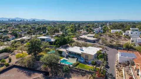 View/Area - 2131 E Bethany Home Rd, Phoenix, AZ 85016 photo 13 of 14