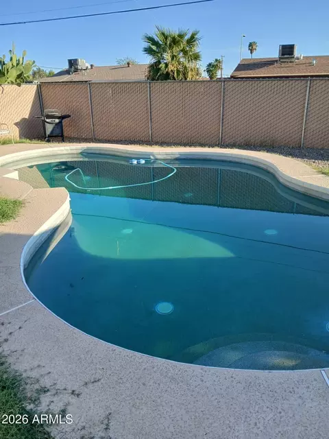 2431 W Seldon Ln, Phoenix, AZ 85021