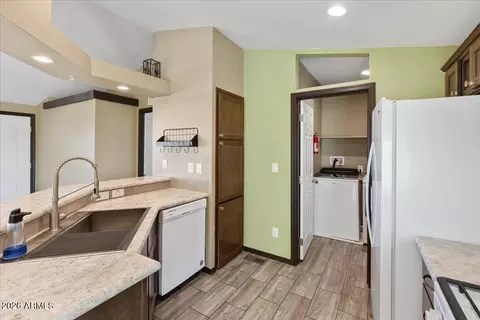325 E Houston Rd, Paulden, AZ 86334 photo 13