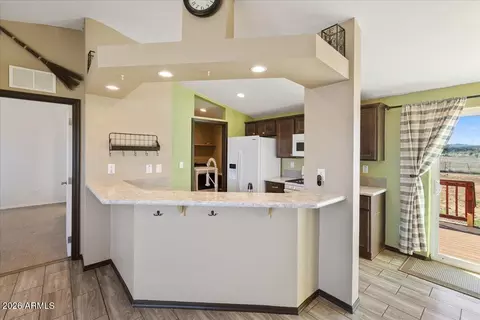 325 E Houston Rd, Paulden, AZ 86334 photo 11