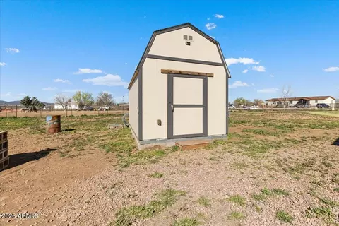 325 E Houston Rd, Paulden, AZ 86334 photo 29