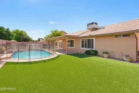 3833 W Misty Willow Ln, Glendale, AZ 85310