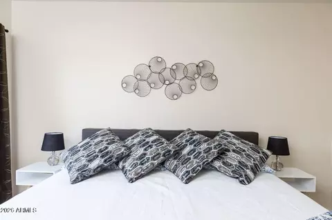 Bedroom - 3242 E Camelback Rd #104, Phoenix, AZ 85018 photo 1 of 2