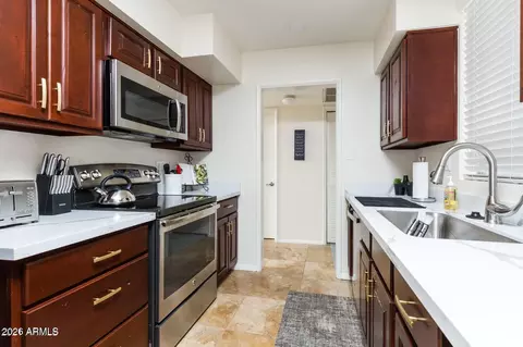 Kitchen - 3242 E Camelback Rd #104, Phoenix, AZ 85018 photo 1 of 3