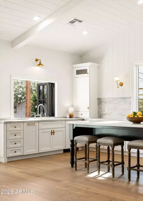 Kitchen - 4835 E Indianola Ave, Phoenix, AZ 85018 photo 1 of 6