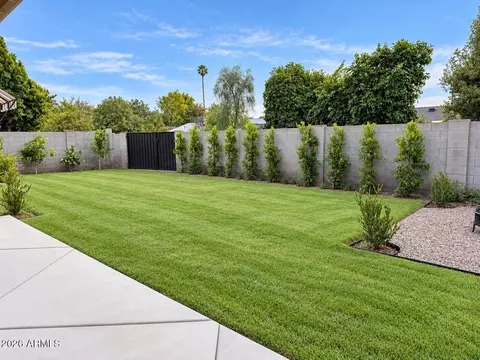 Exterior - 4835 E Indianola Ave, Phoenix, AZ 85018 photo 4 of 11