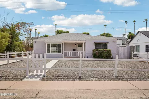 Exterior - 511 E Cheery Lynn Rd, Phoenix, AZ 85012 photo 1 of 6