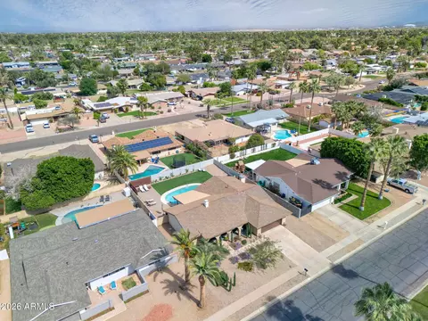 420 E Cascada Rd, Litchfield Park, AZ 85340