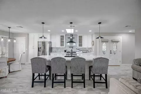 18414 N 104th Ave, Sun City, AZ 85373