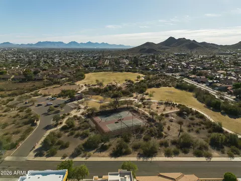 View/Area - 1729 E Winchcomb Dr, Phoenix, AZ 85022 photo 1 of 5