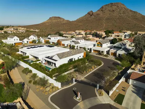 View/Area - 1729 E Winchcomb Dr, Phoenix, AZ 85022 photo 5 of 5