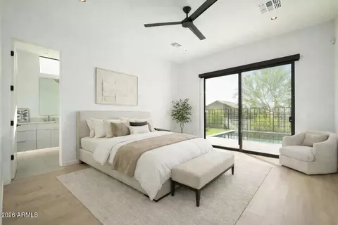 Bedroom - 1729 E Winchcomb Dr, Phoenix, AZ 85022 photo 1 of 4