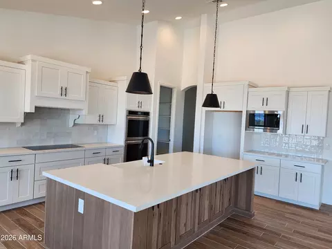 Kitchen - 1864 E New River Rd, Phoenix, AZ 85086 photo 2 of 2
