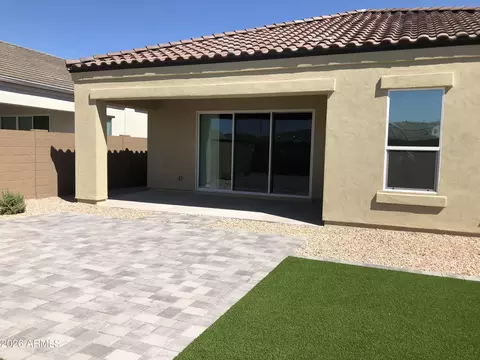 Exterior - 2008 E Park View Ln, Phoenix, AZ 85024 photo 5 of 7