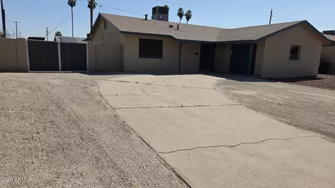 Exterior - 4057 N 79th Dr, Phoenix, AZ 85033 photo 2 of 2