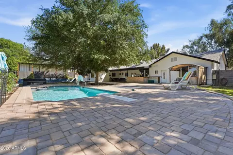 Exterior - 2076 E Willis Rd, Gilbert, AZ 85297 photo 12 of 14
