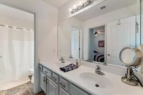 Bath - 3468 E Arianna Ave, Gilbert, AZ 85298 photo 4 of 5