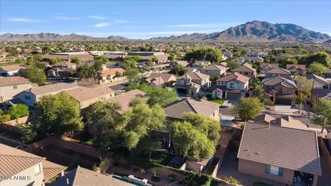 View/Area - 3468 E Arianna Ave, Gilbert, AZ 85298 photo 2 of 10