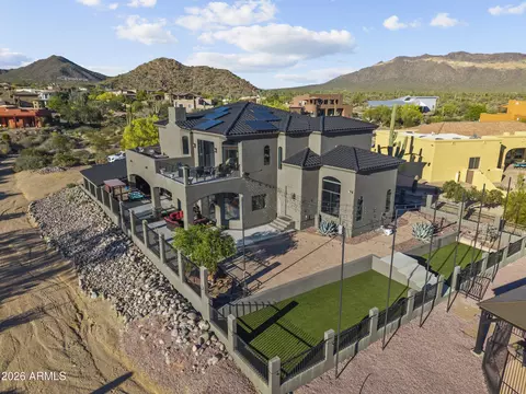 9113 E Odessa St, Mesa, AZ 85207