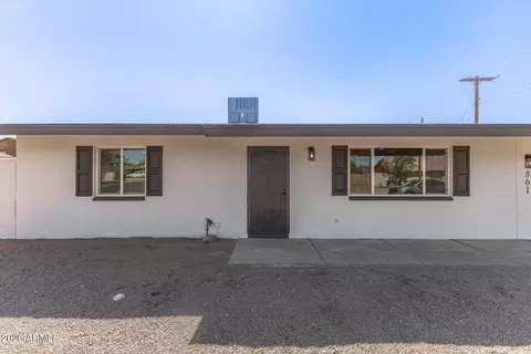 Exterior - 861 W 5th Ave, Apache Junction, AZ 85120 photo 3 of 5