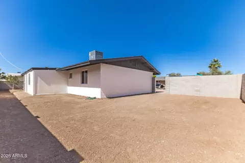 Exterior - 861 W 5th Ave, Apache Junction, AZ 85120 photo 5 of 5