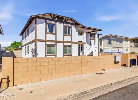 3142 E Cicero St, Mesa, AZ 85213