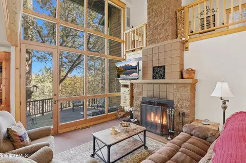 437 W Elusive Dr, Payson, AZ 85541 photo 2