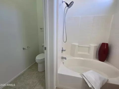 Bath - 2150 E Bell Rd #1037, Phoenix, AZ 85022 photo 2 of 3