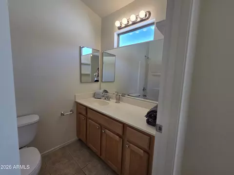 Bath - 2150 E Bell Rd #1037, Phoenix, AZ 85022 photo 3 of 3