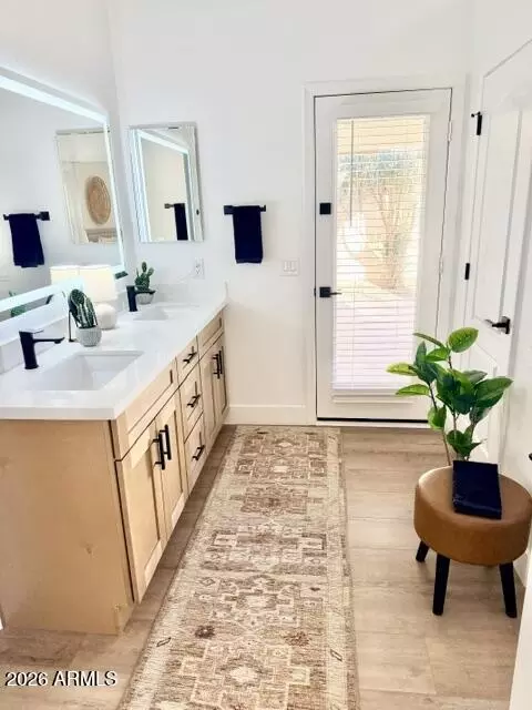 Bath - 11241 E Pronghorn Ave, Mesa, AZ 85212 photo 1 of 1