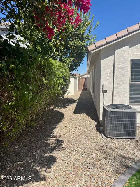 Exterior - 11241 E Pronghorn Ave, Mesa, AZ 85212 photo 7 of 7