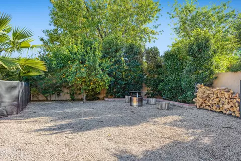 Exterior - 601 E Silver Creek Rd, Gilbert, AZ 85296 photo 9 of 10