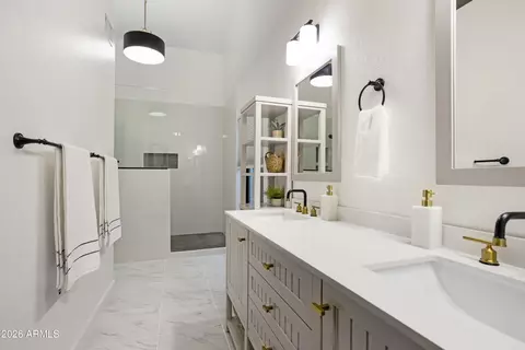 Bath - 601 E Silver Creek Rd, Gilbert, AZ 85296 photo 2 of 7