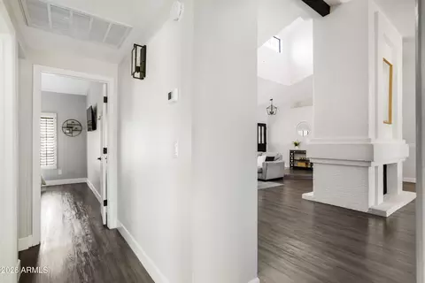Entry Way - 601 E Silver Creek Rd, Gilbert, AZ 85296 photo 3 of 4