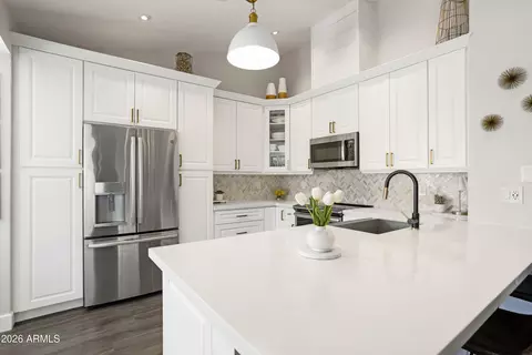 Kitchen - 601 E Silver Creek Rd, Gilbert, AZ 85296 photo 1 of 5