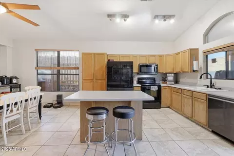 Kitchen - 3706 E Isabella Ave, Mesa, AZ 85206 photo 2 of 4