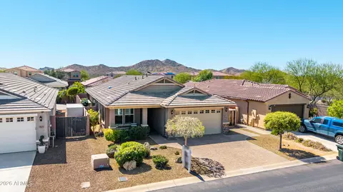 Exterior - 511 E Pasaro Dr, Phoenix, AZ 85085 photo 14 of 17