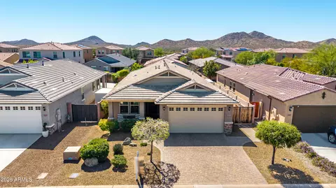 Exterior - 511 E Pasaro Dr, Phoenix, AZ 85085 photo 12 of 17