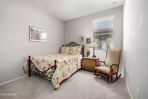 Bedroom - 511 E Pasaro Dr, Phoenix, AZ 85085 photo 3 of 5