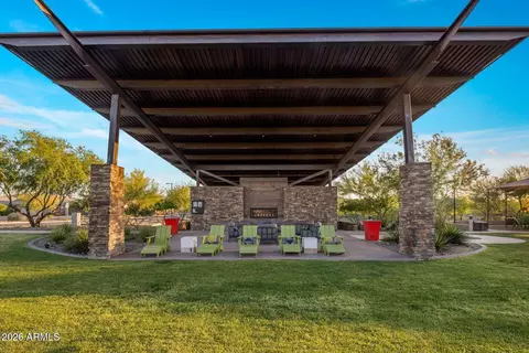 View/Area - 511 E Pasaro Dr, Phoenix, AZ 85085 photo 11 of 25