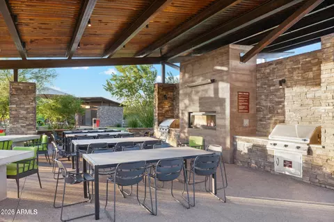 View/Area - 511 E Pasaro Dr, Phoenix, AZ 85085 photo 15 of 25