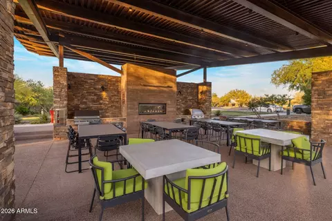 View/Area - 511 E Pasaro Dr, Phoenix, AZ 85085 photo 22 of 25