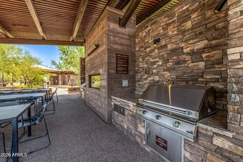 View/Area - 511 E Pasaro Dr, Phoenix, AZ 85085 photo 21 of 25