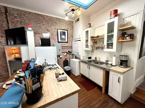 Kitchen - 14 Main St, Bisbee, AZ 85603 photo 3 of 8