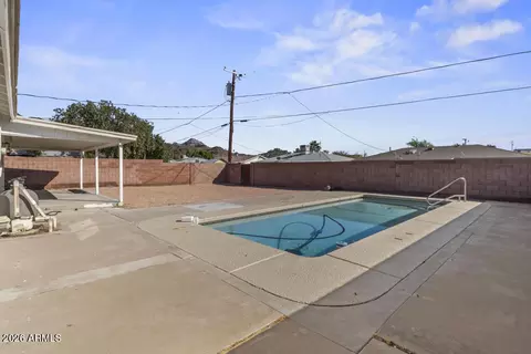 Exterior - 1123 E Alice Ave, Phoenix, AZ 85020 photo 8 of 9