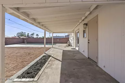 Exterior - 1123 E Alice Ave, Phoenix, AZ 85020 photo 6 of 9