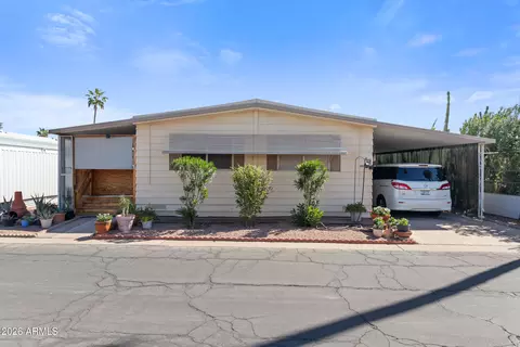 200 E Knox Rd #55, Chandler, AZ 85225