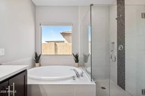Bath - 10915 E Travertine Ave, Mesa, AZ 85212 photo 4 of 8