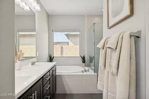 Bath - 10915 E Travertine Ave, Mesa, AZ 85212 photo 1 of 8